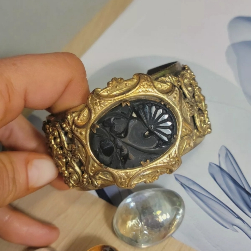 Victorian Revival Cira 1930s Brass Filagree Detail Carved Black Jet - Picture 4 of 12